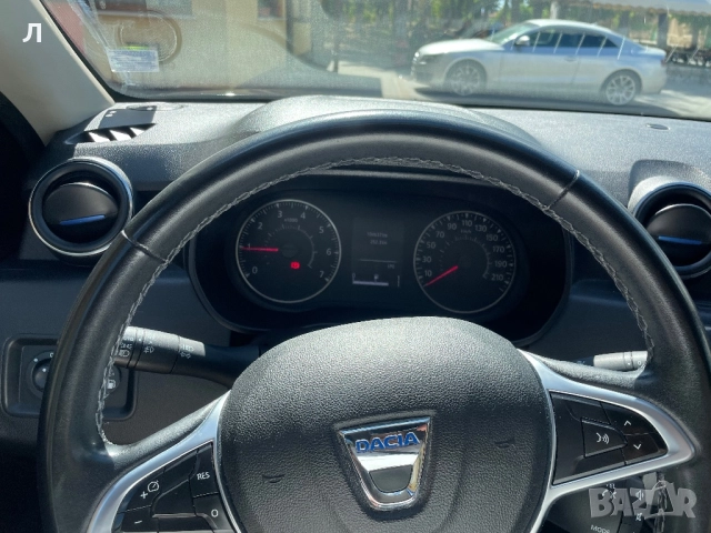 Dacia Duster, снимка 4 - Автомобили и джипове - 51924202