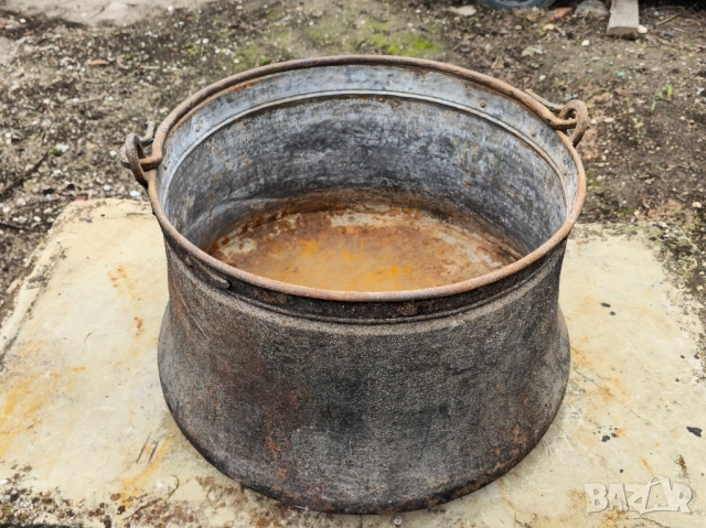 Голямо Метално Котле/Менче 