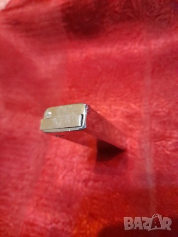 Стара метална газова запалка , снимка 11 - Антикварни и старинни предмети - 40037878