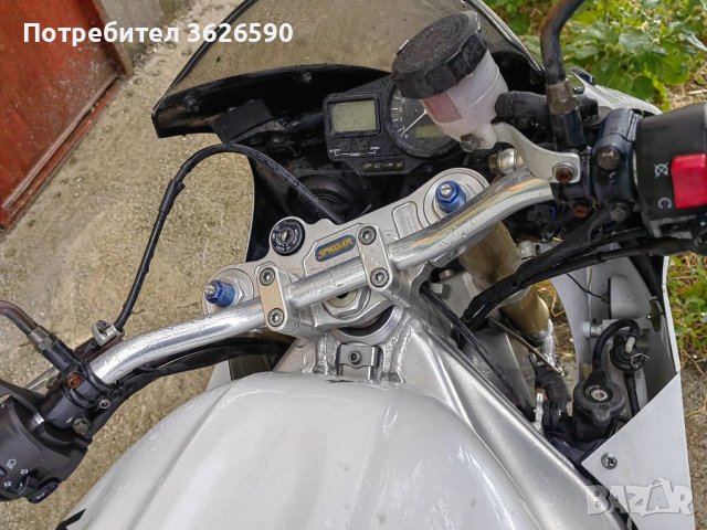Yamaha R1 НА ЧАСТИ !!, снимка 4 - Мотоциклети и мототехника - 41732260