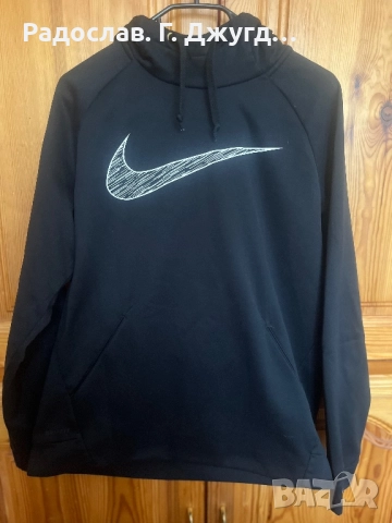 Суичър Nike, снимка 3 - Спортни дрехи, екипи - 52727635