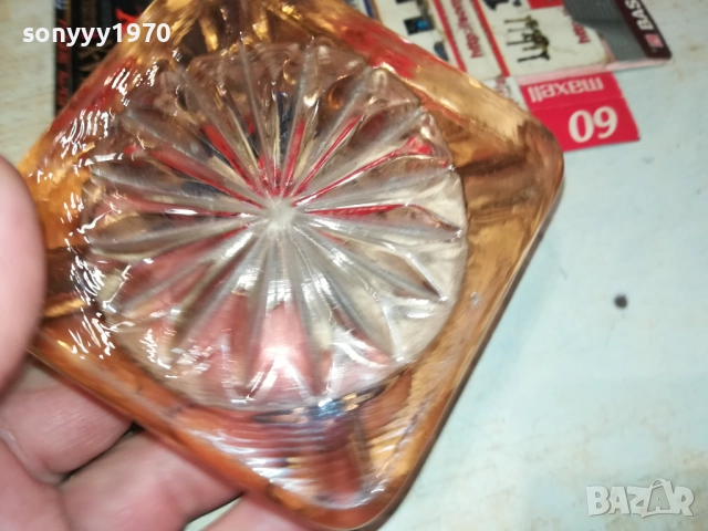 КРАСИВ СТЪКЛЕН ПЕПЕЛНИК 0709251645, снимка 8 - Антикварни и старинни предмети - 51633960