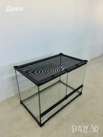 Стъклен терариум за влечуги, повдигната и водоустойчива основа, заключване с бутон PawHut