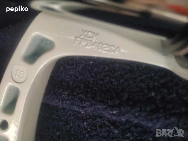 Продавам колелавнос от Германия НОВА алуминиева вилка SR SUNTOUR XCM FPB 402 SA 26 цола диск, снимка 2 - Части за велосипеди - 53292919