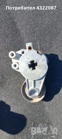 Бобини,шайби, ролки,обтегач VW Touran 1.4 tsi 2006г., снимка 3 - Части - 48811772