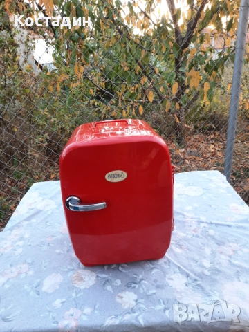 Мини хладилник EVERCOOL 12V и 220-240V 