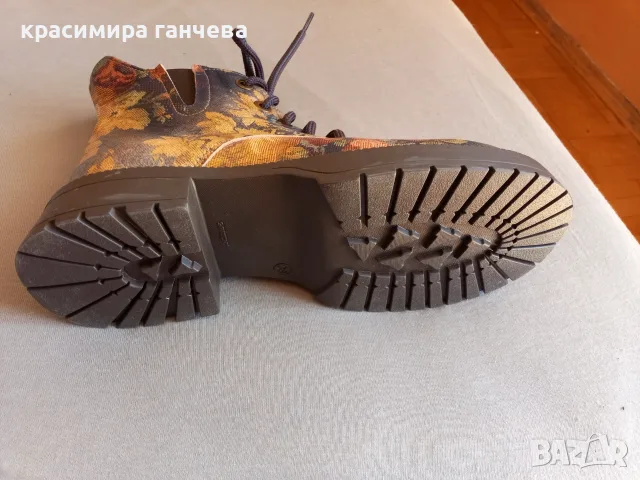 Продавам дамски боти на Габина, снимка 4 - Дамски боти - 56067355