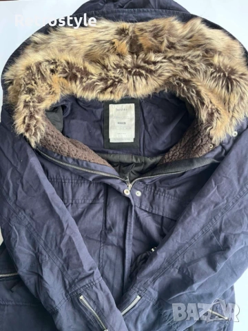 Дамско Зимно Яке Bershka