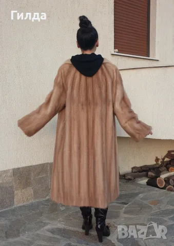 манто от норка / визон Италия М, снимка 5 - Палта, манта - 56002484