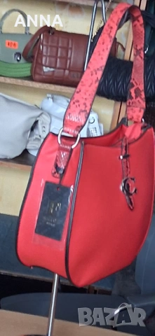 Кожена дамска чанта, снимка 5 - Чанти - 53230527