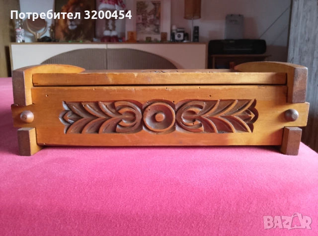 Продавам старинна декоративна дърворезби вана кутия за бижута , снимка 6 - Антикварни и старинни предмети - 53133788