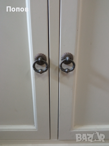 Стилен кухненски шкаф , снимка 2 - Шкафове - 36239519