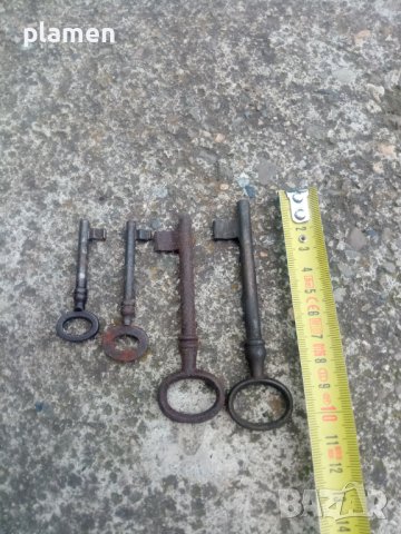 Стари ключове, снимка 3 - Антикварни и старинни предмети - 40919165