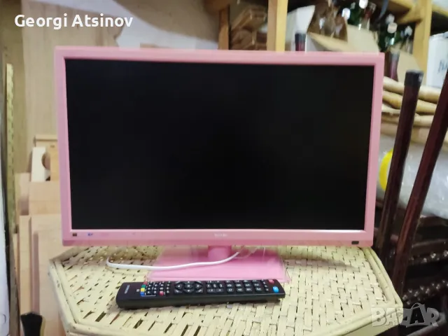 Телевизор Tehnika 21.5", снимка 1