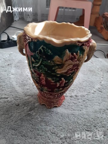 много красива ваза