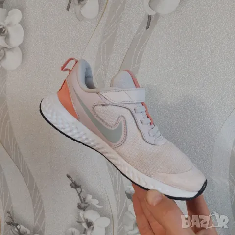 Детски маратонки Nike Revolution 5 PSV  номер 33, снимка 8 - Детски маратонки - 49784072