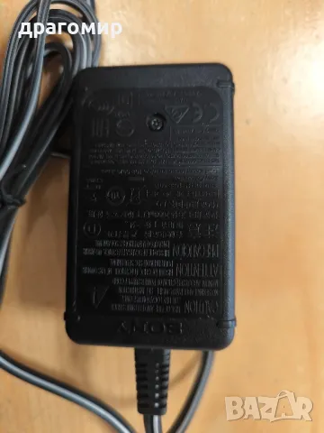SONY AC-L100C, снимка 2 - Батерии, зарядни - 48375197