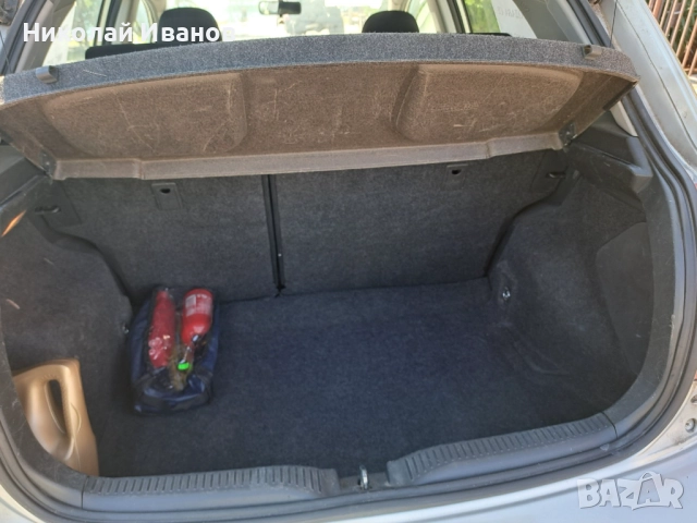 Toyota Auris 1.4 i 16V VVT-i , снимка 10 - Автомобили и джипове - 52013686