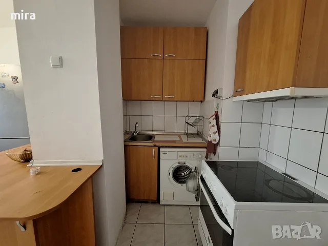 Обзаведена стая с включени консумативи Връбница 2 до метро Бели Дунав за жена /студентка, снимка 9 - Стаи под наем - 55923817