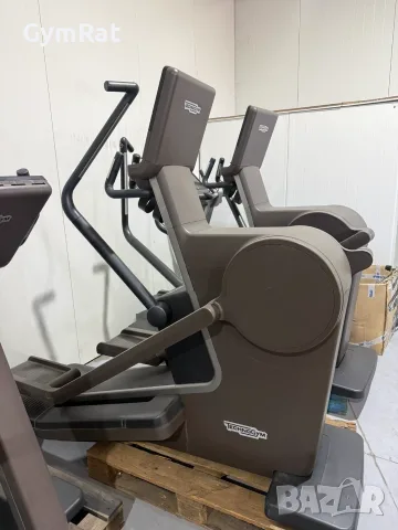 Професионален Technogym ARTIS Synchro Кростренажор