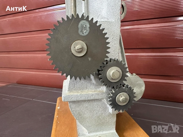 Соц Учебен Модел на Двигател с Вътрешно Горене Разрез, снимка 8 - Антикварни и старинни предмети - 51945082