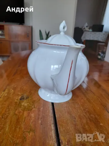 Стар порцеланов чайник #3, снимка 5 - Други ценни предмети - 47396810