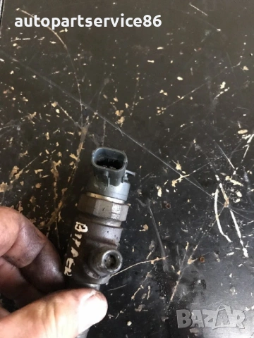 Горивна дюза Bosch за Peugeot Nemo, Bipper 1.4 HDi (2003-2010) 0445110252, снимка 2 - Части - 53524453