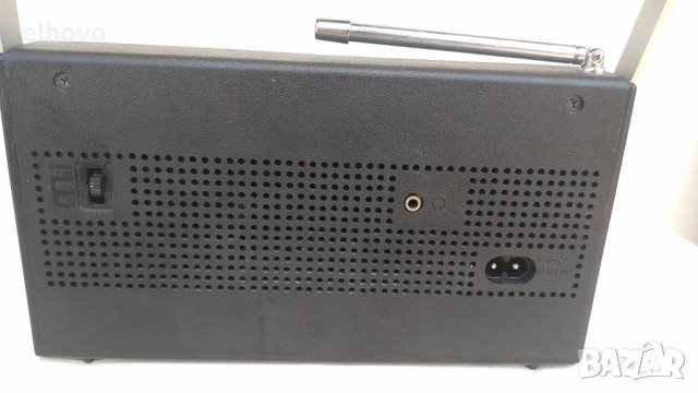 Радио Universum KRN 3315, снимка 7 - Радиокасетофони, транзистори - 41329159