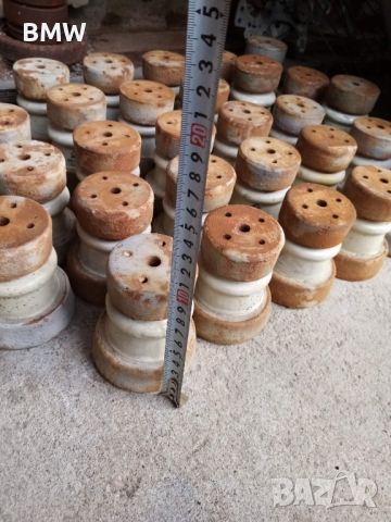 Изолатори, снимка 1