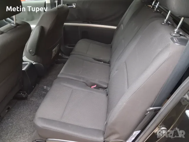 Тойота Корола Версо, снимка 11 - Автомобили и джипове - 56227359