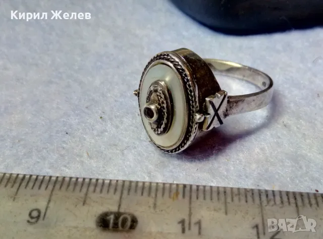 Старинен СЕДЕФЕН СРЕБЪРЕН ПРЪСТЕН СРЕБРО ВИСОКА ПРОБА с 3 ПЕЧАТА и МИНИАТЮРЕН НАТУРАЛЕН РУБИН 49991, снимка 13 - Антикварни и старинни предмети - 49294855