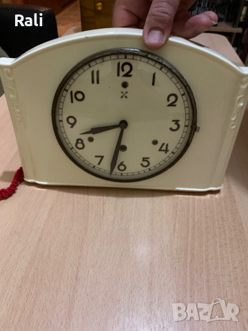 Стенен часовник Юнгханс, снимка 1