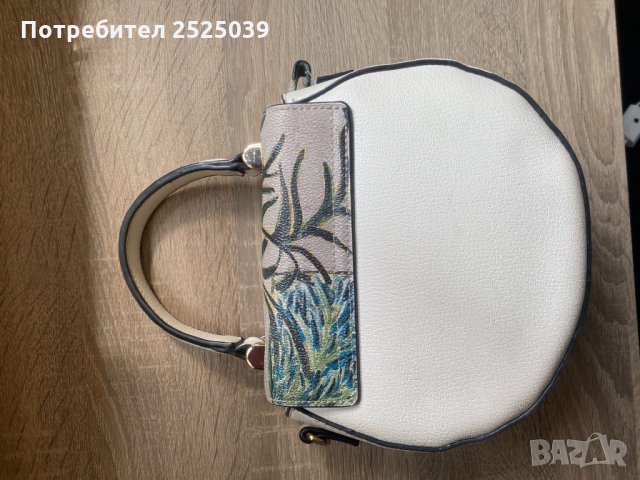 ЧАНТA 2лв, снимка 2 - Чанти - 34110631