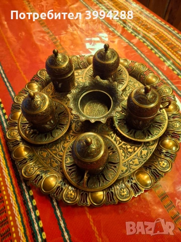 Турски бронзов сервиз за кафе, снимка 3 - Антикварни и старинни предмети - 53138149