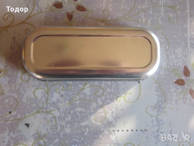 Страхотна метална кутия Акуфит, снимка 3 - Колекции - 35772088