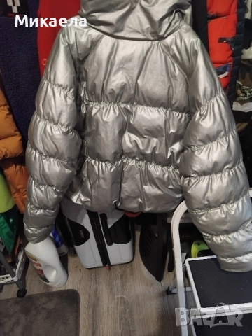 Nike дамско яке, снимка 4 - Якета - 52592792