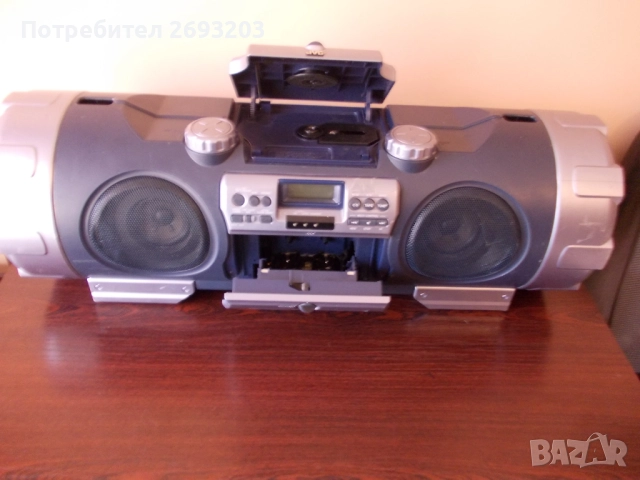 JVC boombox, снимка 2 - Радиокасетофони, транзистори - 52050308