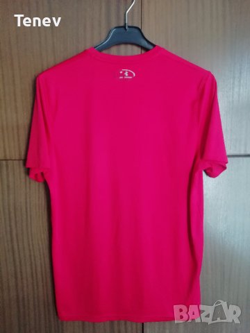 Under Armour HeatGear Оригинална червена мъжка тениска фланелка размер М , снимка 2 - Тениски - 41787326