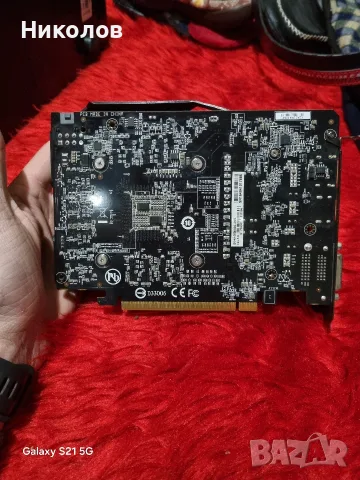 Gigabyte GTX 1060 3GB, снимка 3 - Видеокарти - 56201857