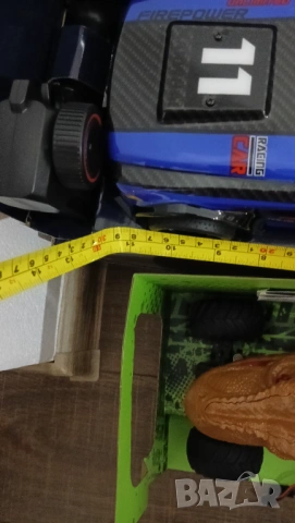 4броя детски коли с дистанционно управление rc джип динозавър състезателна кола бъги звук светлини 1, снимка 14 - Коли, камиони, мотори, писти - 53481562