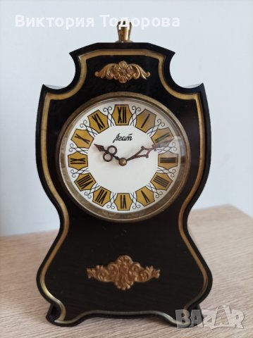 Седмичен настолен СССР часовник Агат, снимка 5 - Антикварни и старинни предмети - 41066698