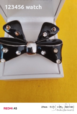 Стари посребрени пръстени със естествен камък