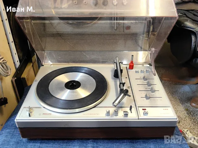 грамофон Philips 660, снимка 1