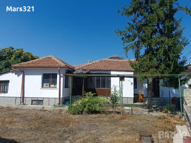 Продавам къща в Балчик - центъра, до старата автогара, снимка 5 - Къщи - 55957721
