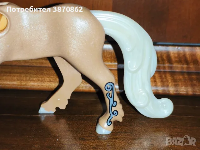 Големи коне Playmobil Geobra (2011 г.), снимка 4 - Конструктори - 56319134