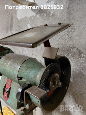 Работещ шмиргел, снимка 2 - Други машини и части - 53644648