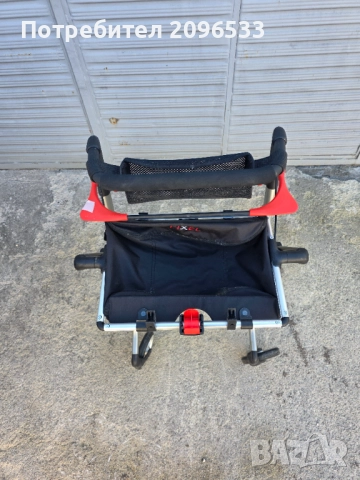 Ролатор - като нов, лек модел, снимка 3 - Ролатори - 52426793