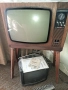 Стари телевизори единият е Мургаш , снимка 1