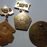15 ордени и медали - български и чуждестранни, снимка 6 - Други ценни предмети - 14607344