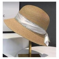 Елегантна и модерна сламена шапка с пандела, снимка 4 - Шапки - 44428320
